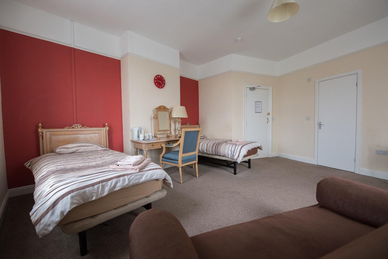 The Rodney Hotel Warrington Kültér fotó
